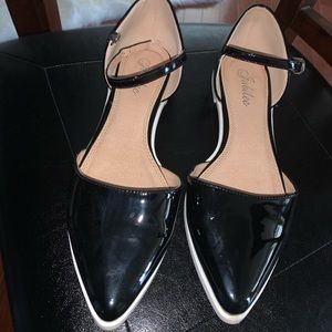 Shiny Color Blocking Flats